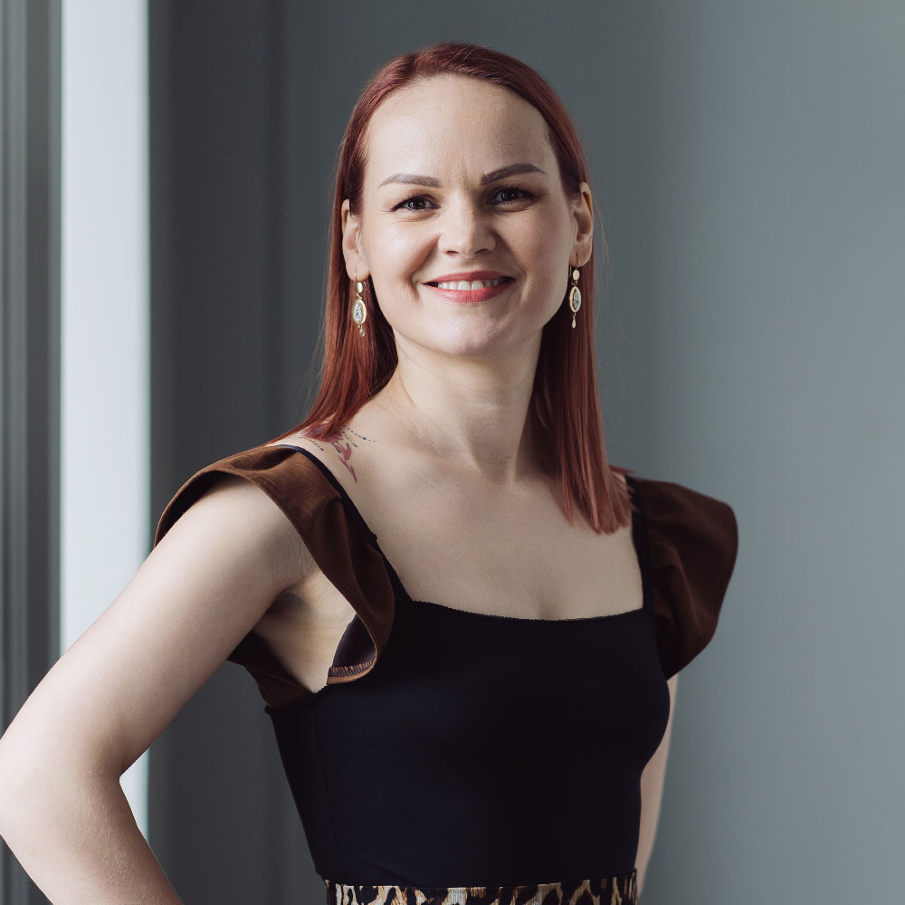 Aylin Hanım